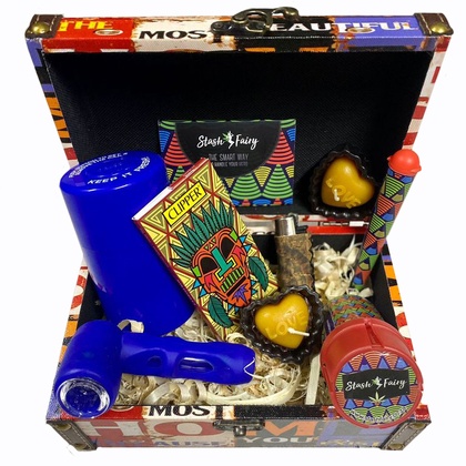 Stash box gift set is the perfect Christmas gift for any weed smoker in your life. Delivery available all over South Africa. 